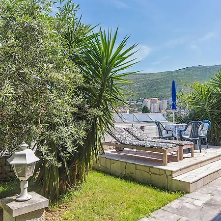 Apartament Jolanda *